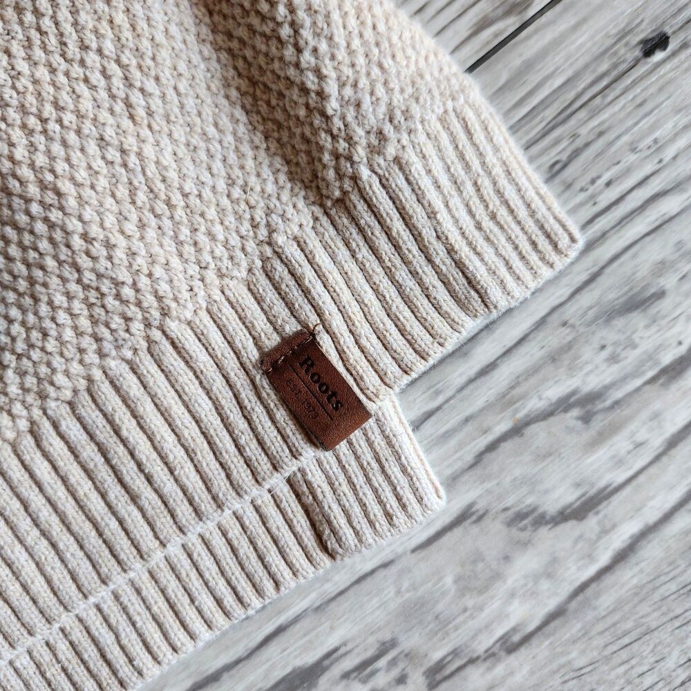 (S) Roots Sweater - Picture 2 of 5